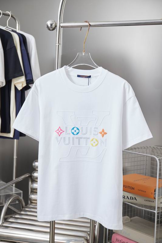 Louis Vuitton T-Shirt Unisex ID:20260604-304